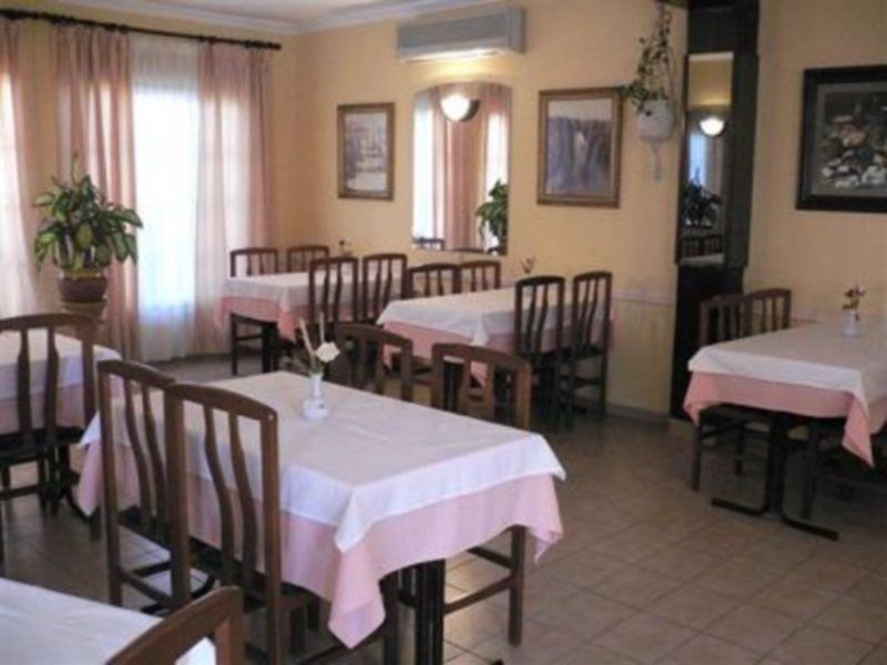 Hotel Madrid Ciutadella  Exterior photo